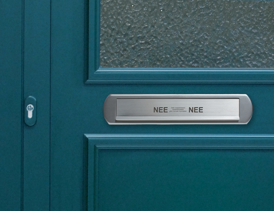 AMI biedt nu de mogelijkheid om uw briefplaat te graveren